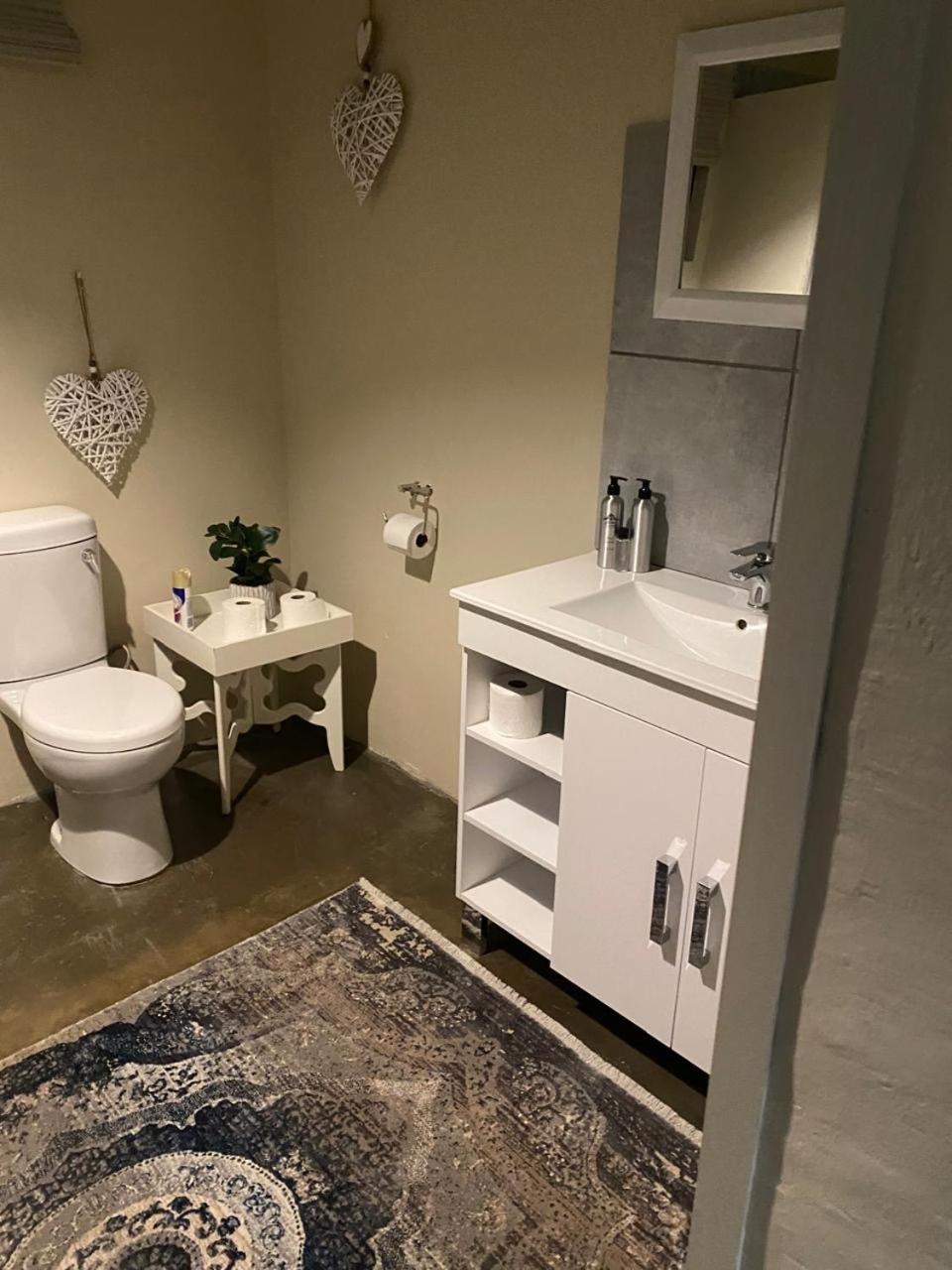 Lola'S Self Catering Accommodation Clarens Extérieur photo