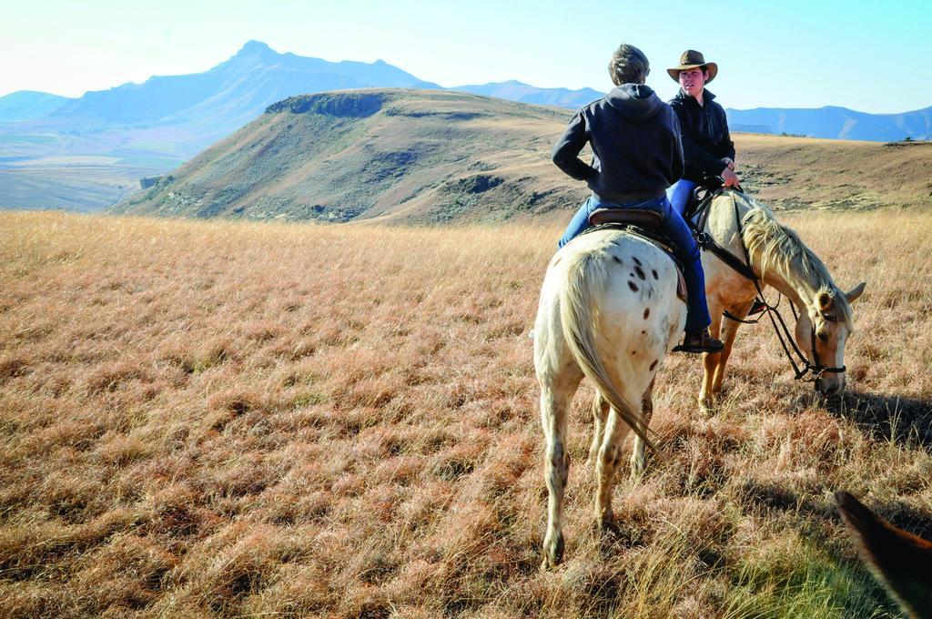 Lola'S Self Catering Accommodation Clarens Extérieur photo