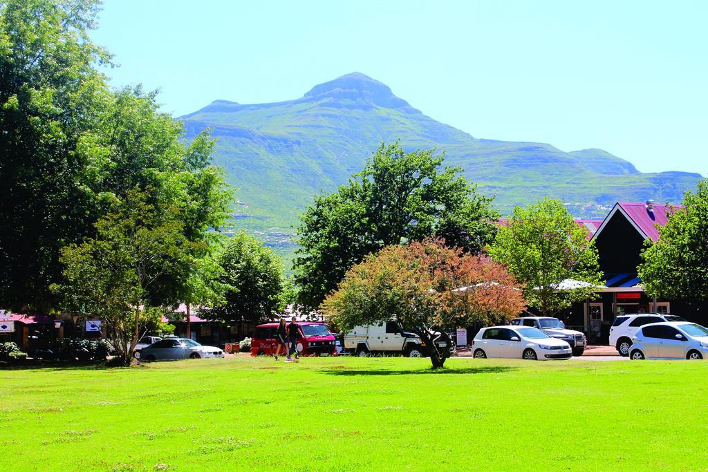 Lola'S Self Catering Accommodation Clarens Extérieur photo