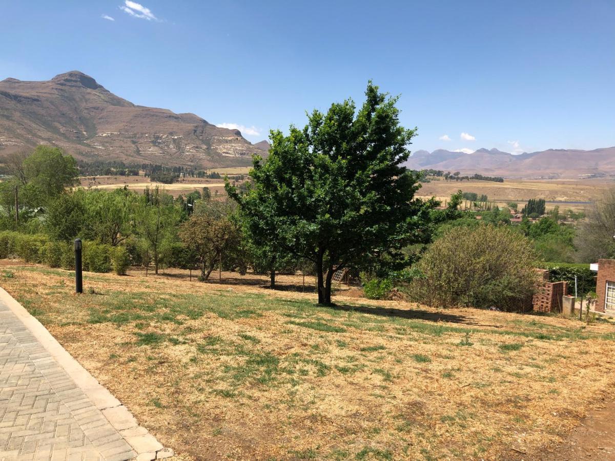 Lola'S Self Catering Accommodation Clarens Extérieur photo