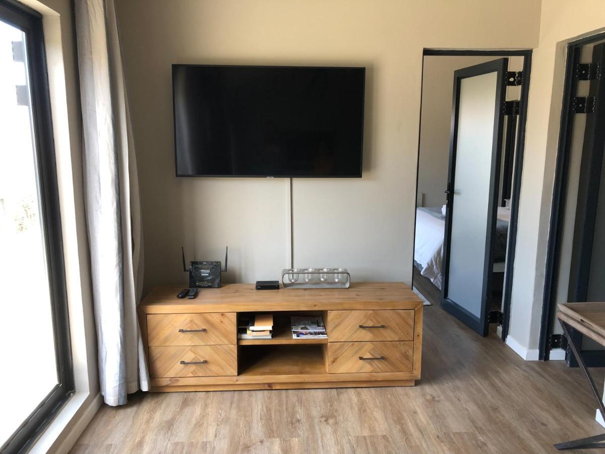 Lola'S Self Catering Accommodation Clarens Extérieur photo