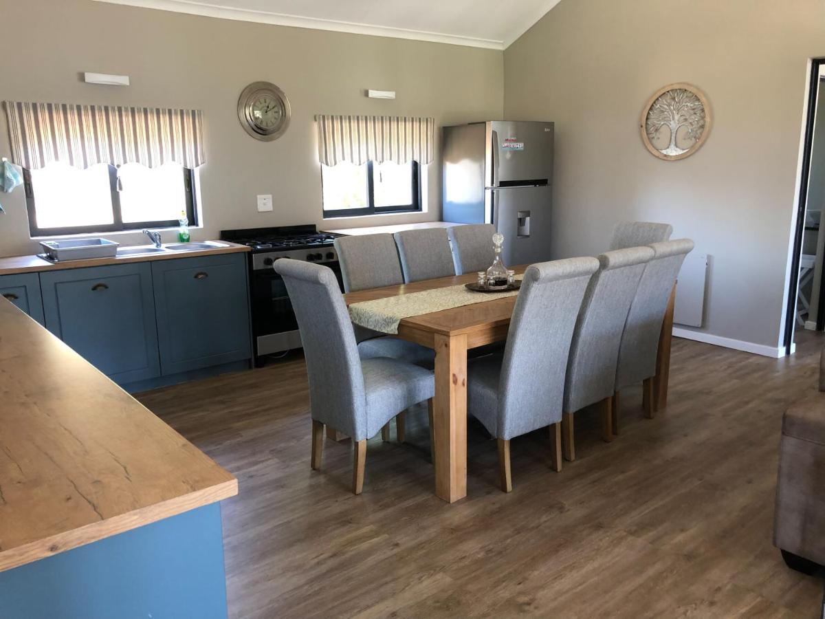 Lola'S Self Catering Accommodation Clarens Extérieur photo