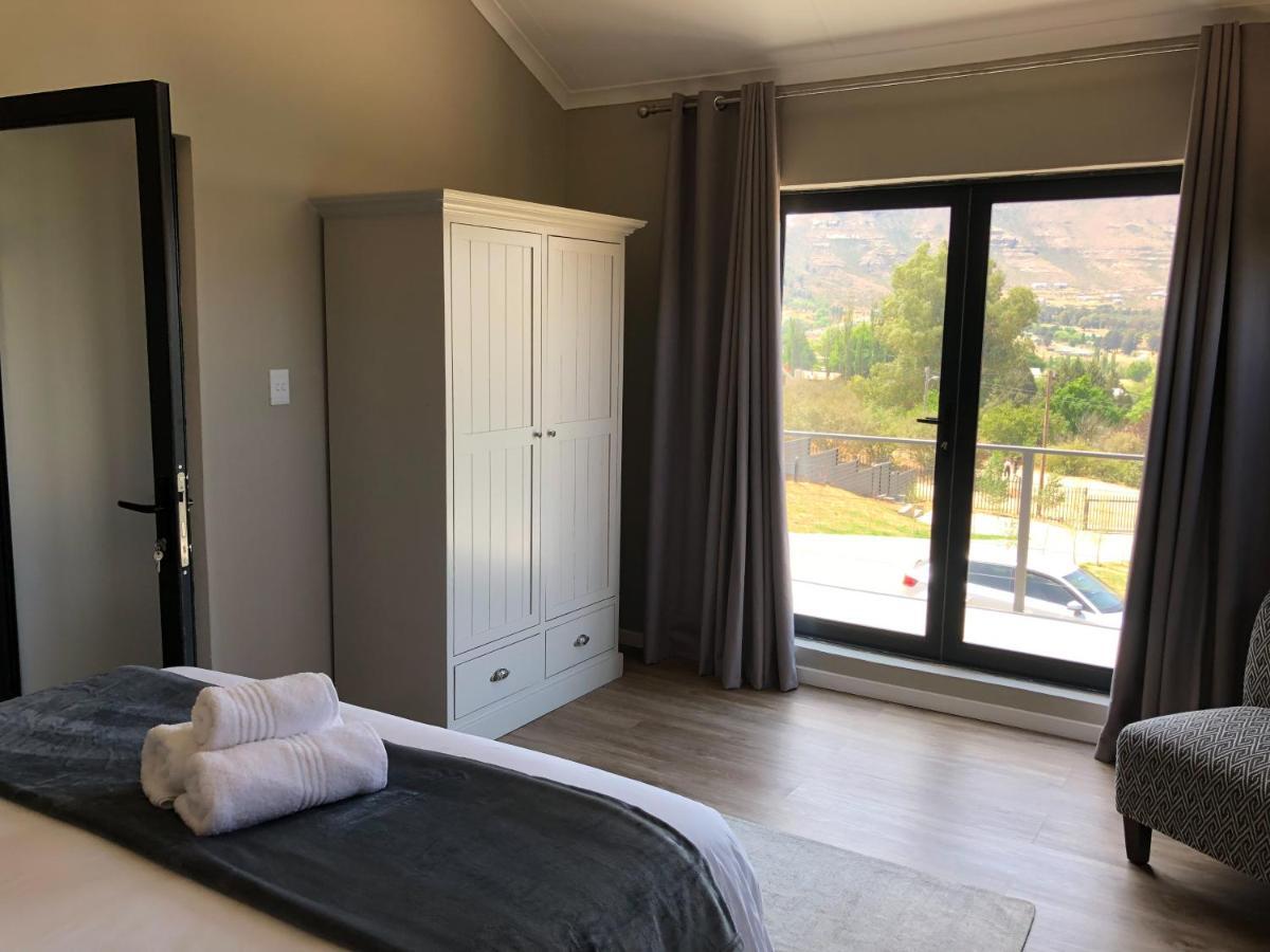 Lola'S Self Catering Accommodation Clarens Extérieur photo