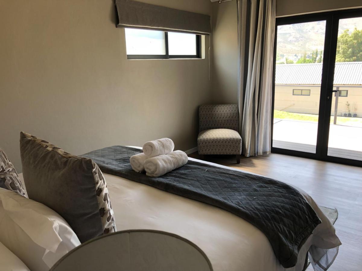 Lola'S Self Catering Accommodation Clarens Extérieur photo