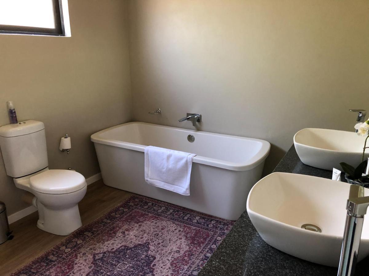 Lola'S Self Catering Accommodation Clarens Extérieur photo